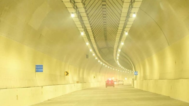Mumbai Coastal Road Timings: मुंबईकरांना दिलासा! आजपासून सुरु झाला बहुप्रतीक्षित कोस्टल रोड; जाणून घ्या रस्त्यावरून प्रवास करण्याच्या वेळा आणि वेग मर्यादा