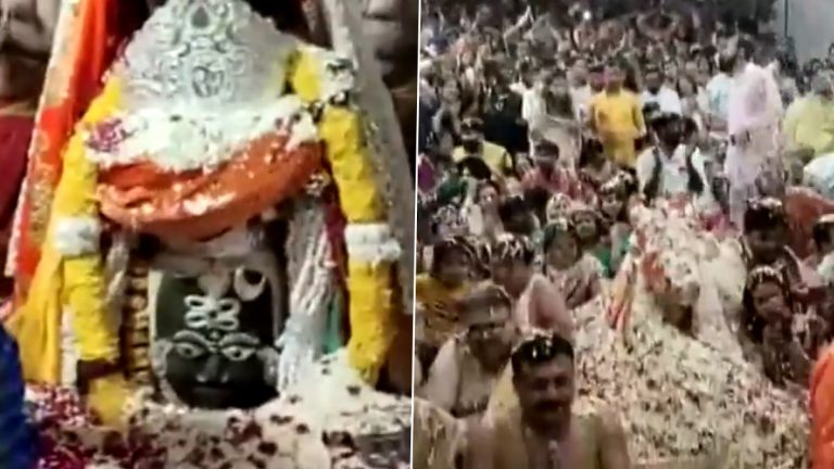 Holi 2024: उज्जैनच्या महाकालेश्वर मंदिरामध्ये 'फुलांची होळी' (Watch Video)