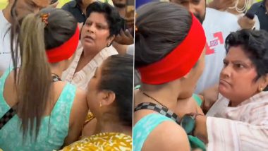 Delhi Vada Pav Girl Video: दिल्लीतील व्हायरल वडा पाव गर्लवर हल्ला; पहा व्हिडिओ