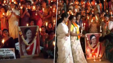 Karnataka: नेहाच्या हत्येच्या निषेधार्थ केंद्रीय मंत्री शोभा करंदलाजे यांची भाजप महिला मोर्चासोबत निदर्शने