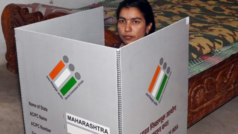 Loksabha Election 2024: फक्त एका दिव्यांग व्यक्तिच्या मतदानासाठी चंद्रपूरच्या दुर्गम गावात पोहोचली निवडणूक यंत्रणा; गृह मतदानाच्या माध्यमातून महिलेने नोंदवले मत