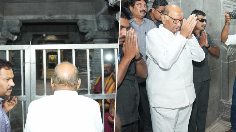 Sharad Pawar Visits Pandharpur Vitthal Rukmini Mandir: शरद पवार पोहचले पंढरपूरच्या श्री विठ्ठल रुक्मिणी मंदिरात; घेतले मनोभावे दर्शन (Watch Video)