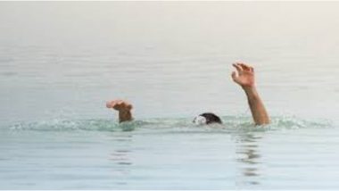 Boy Drown in Swimming Pool : पोहणे शिकण्यासाठी गेलेल्या 17 वर्षीय मुलाचा स्विमिंग पूलमध्ये बुडून मृत्यू, पोहताना दम लागल्याने मृत्यू झाल्याचा अंदाज