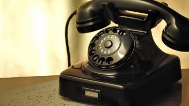 National Telephone Day 2024: आज राष्ट्रीय दूरध्वनी दिनानिमित्त, दळणवळण क्षेत्रात क्रांती घडवणाऱ्या या आविष्काराशी संबंधित काही मनोरंजक तथ्ये