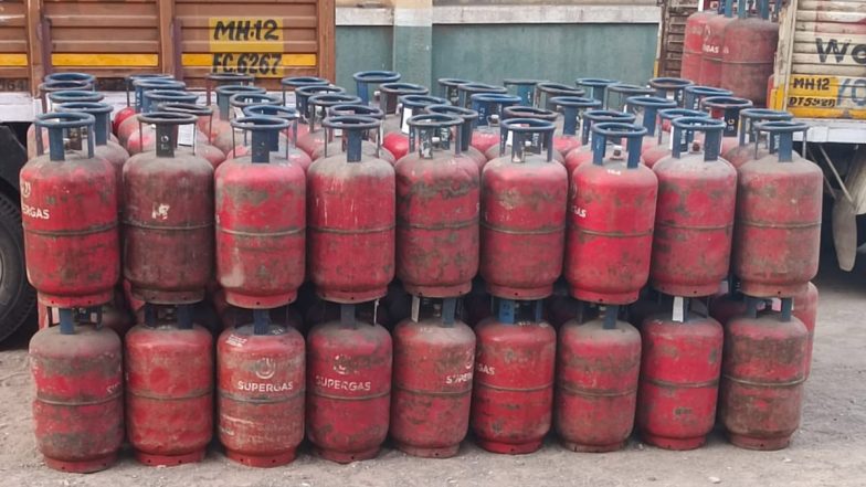 LPG Cylinder Price Rate: लोकसभा निवडणुकीदरम्यान दिलासा; एलपीजी गॅस सिलिंडरच्या दरात कपात, नवीन किमती जाहीर