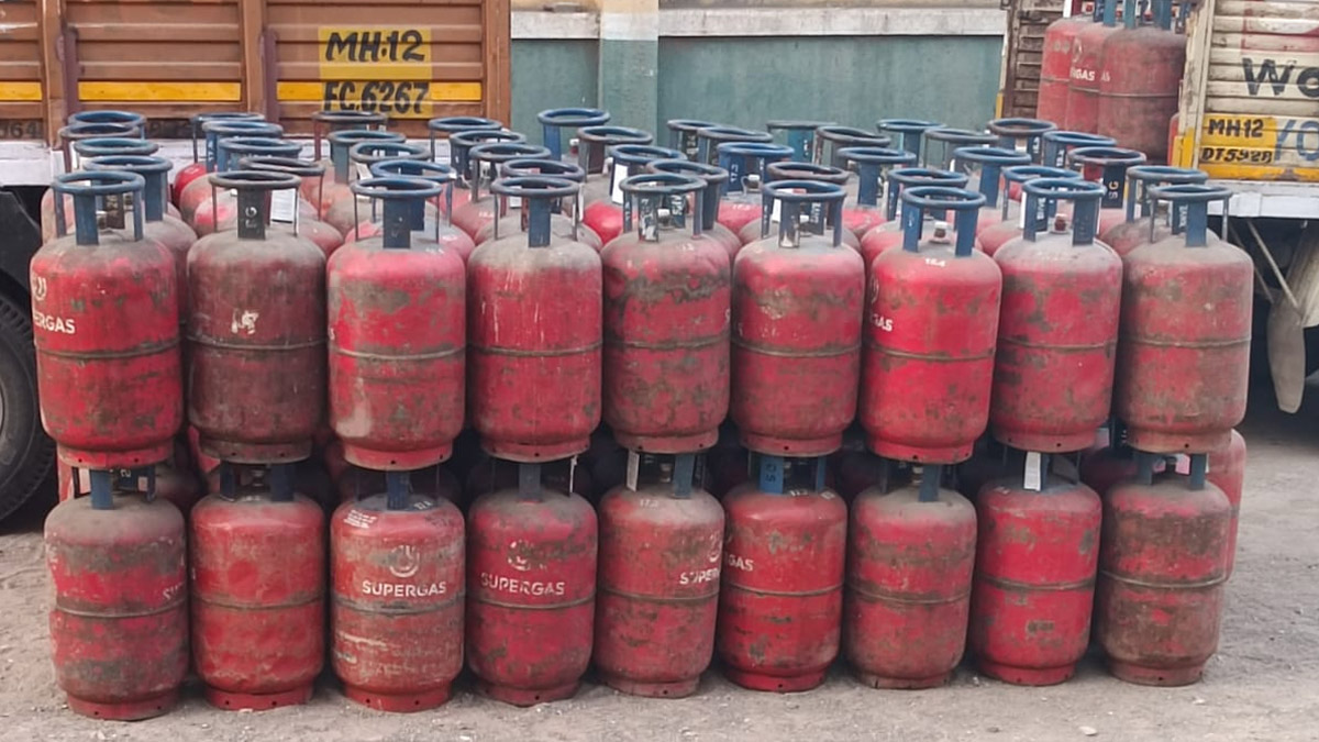 LPG Price Update: अर्थसंकल्पापूर्वी आनंदाची बातमी; एलपीजी सिलेंडर झाला स्वस्त