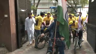 Arvind Kejriwal Bail: 'आप'च्या विद्यार्थी युवा संघर्ष समितीकडून 'जेल का जवाब वोट से' सायक्लोथॉनचे आयोजन, मोठ्या संख्येने विद्यार्थ्यांची उपस्थिती (Watch Video)