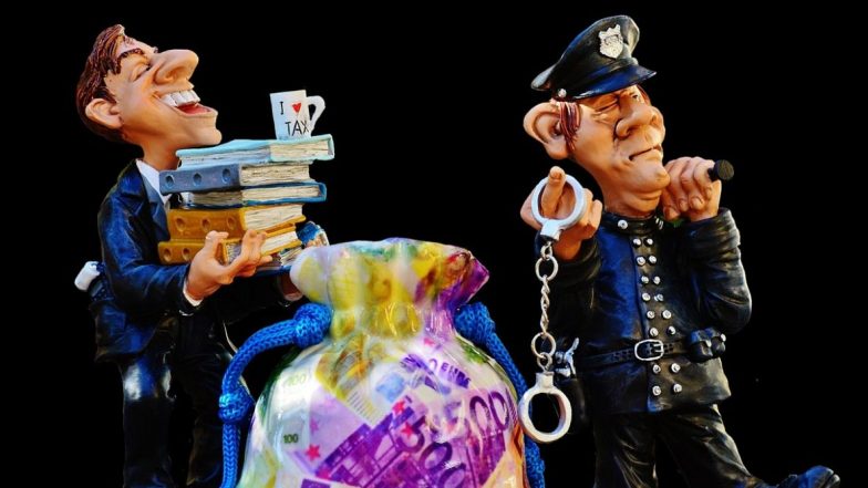 Cyber Crime: सरकारी अधिकारी असल्याचे भासवून सायबर गुन्हेगारांकडून आर्थिक फसवणूक; अशी तोतयागिरी करणाऱ्यांबाबत सरकारचा सावधगिरीचा इशारा, 'या' ठिकाणी करू शकाल तक्रार