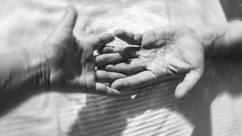 Miracle of Love: पत्नीच्या प्रेमापोटी वनस्पतिजन्य अवस्थेतून परतला पती, 10 वर्षे होता कोमात
