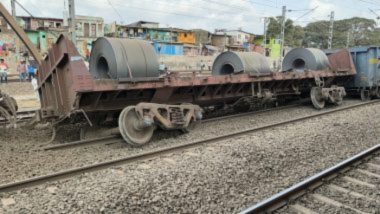 Palghar Train Derailment: पालघरमध्ये मालगाडीचे डब्बे रुळावरून घसरले; पश्चिम रेल्वेच्या वाहतूकीवर परिणाम, अनेक लोकल रद्द