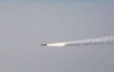 Anti-Radiation Missile Rudram-II: रेडिएशन विरोधी क्षेपणास्त्र रुद्रम-II ची यशस्वी चाचणी; संरक्षण मंत्री राजनाथ सिंहांकडून डीआरडीओ, हवाई दलाचे कौतुक