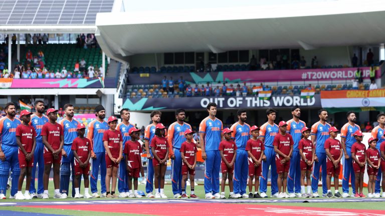 IND vs AFG सामन्यात भारतीय खेळाडू हाताला काळी फित बांधत उतरले मैदानात, ‘हे’ आहे कारण