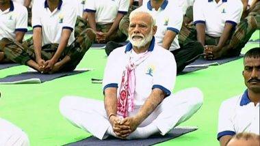 10th International Day of Yoga: यंदा 'स्वतःसाठी आणि समाजासाठी योगाभ्यास' या थीमवर साजरा होणार 10 वा आंतरराष्ट्रीय योग दिन; पीएम नरेंद्र मोदींच्या नेतृत्वाखाली श्रीनगरमध्ये पार पडणार मुख्य कार्यक्रम