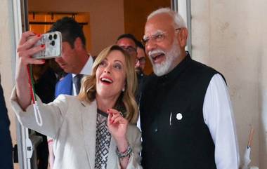 Narendra Modi-Giorgia Meloni's selfie: इटली मध्ये G7 Summit दरम्यान पंतप्रधान मोदींसोबत जॉर्जिया मेलोनी यांनी क्लिक केला सेल्फी ( View Pics)