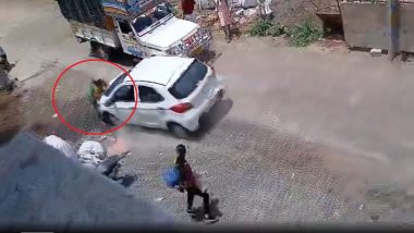 Pimpir Chinchwad Car Accident Videos: कारने धडक देऊन जीवे मारण्याचा प्रयत्न; पिंपरी चिंचवड येथील घटना; व्हिडिओ व्हायरल