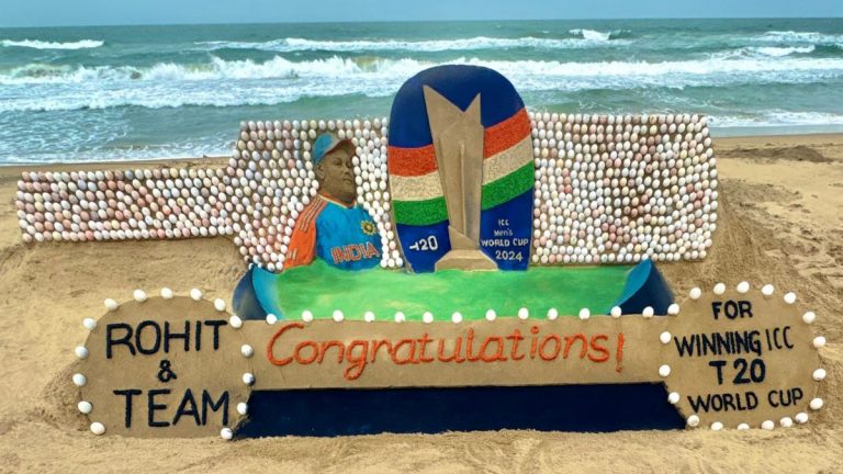 Sudarsan Pattnaik यांच्याकडून ICC T20 World Cup जेतेपदावर भारताने नाव कोरल्यानंतर खास सॅन्ड आर्ट ! (Watch Video)