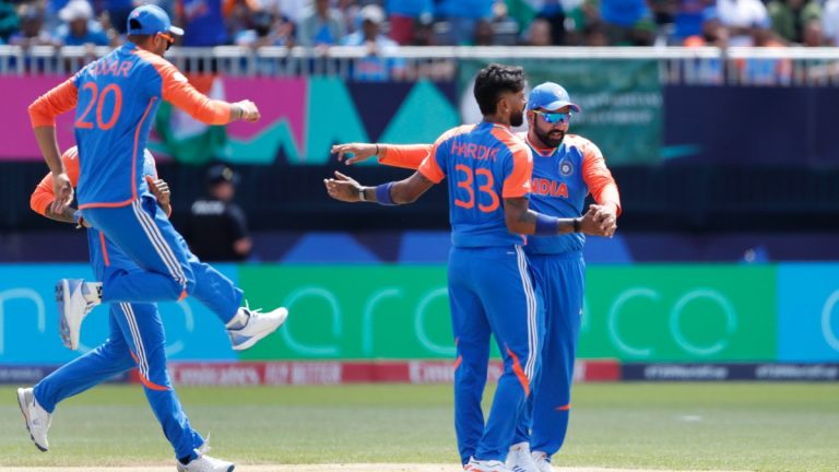 IND vs USA T20 WC 2024 Live Update: भारताला मिळाली चौथी विकेट, अक्षर पटेलने स्टीवर टेलरला केले बाद