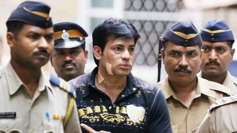 Gangster Abu Salem ने त्याची रवानगी Taloja jail मधून अन्यत्र न करण्याच्या मागणीसाठी Mumbai Sessions Court मध्ये दाखल केली याचिका