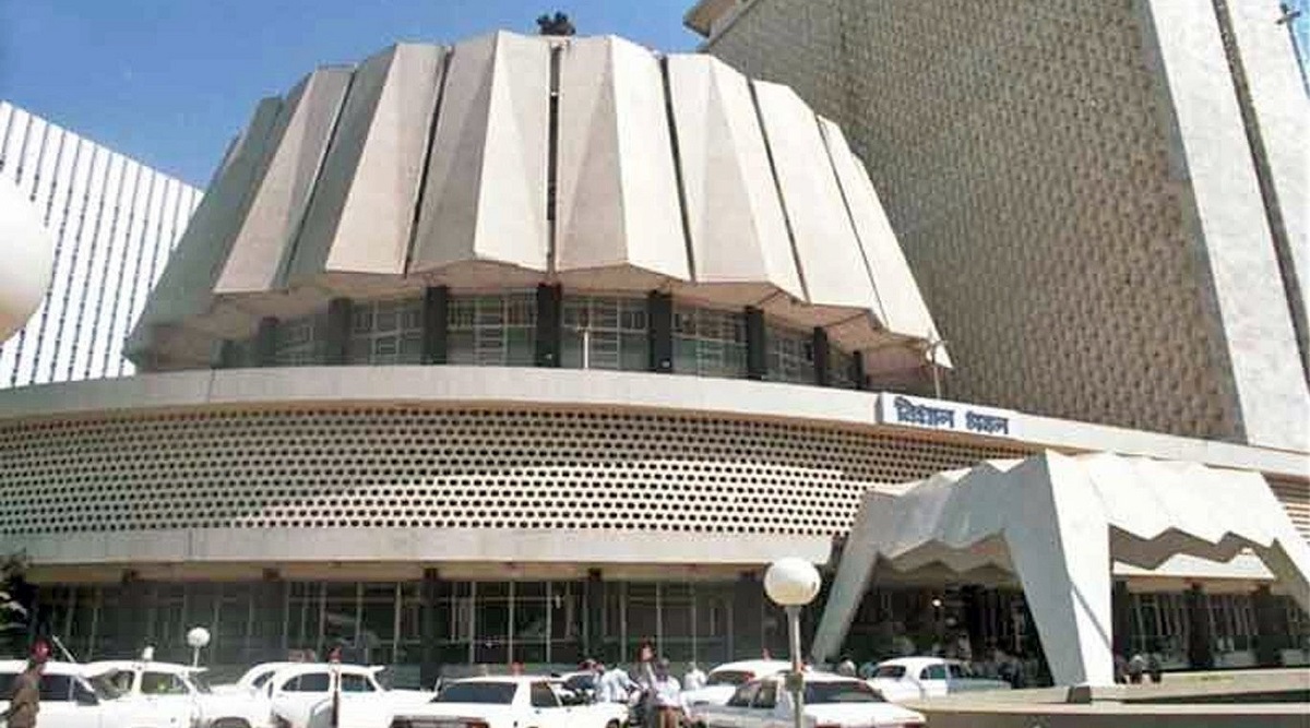Mumbai Bomb Threat: मुंबईत खळबळ: BSE, विधान भवन आणि हायकोर्टाला बॉम्बने उडवण्याची ईमेलद्वारे धमकी