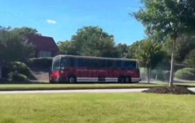 US Bus Hijacking: अटलांटामध्ये ट्रान्झिट बस हायजॅकचा थरार; गोळीबारात एक ठार, आरोपीला अटक (Watch Video)