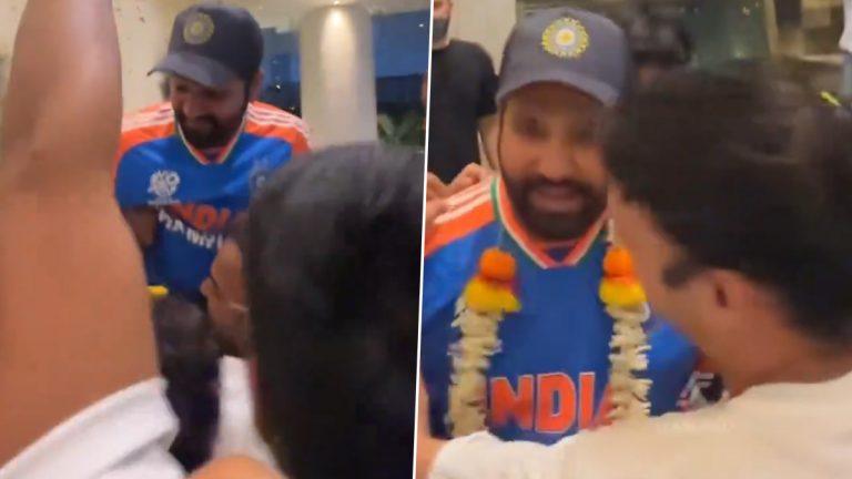 Rohit Sharma Special Welcome By Childhood Friends: टी-20 विश्वचषक जिंकल्यानंतर रोहित शर्माचं बालपणीच्या मित्रांनी केलं खास स्वागत (Watch Video)