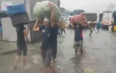 Navi Mumbai Rains: मुसळधार पावसामुळे नवी मुंबईत अनेक ठिकाणी पाणी साचले; गुडघाभार पाण्यातून नागरिकांचा प्रवास (Watch Video)