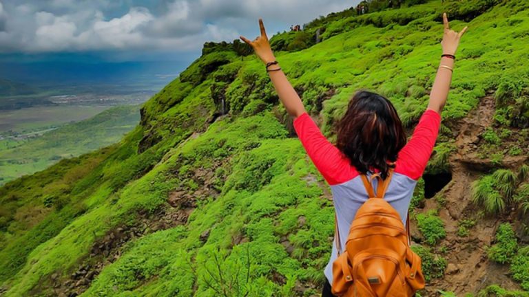 Lonavala Tourism New Rule : लोणावळ्यात जाणाऱ्या पर्यटकांना जिल्हाधिकाऱ्यांकडून विशेष नियमावली जाहीर