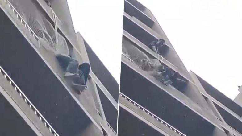 Ahemadabad Video: स्वत: चा जीव धोक्यात घालून जवानांनी वाचवले आत्महत्या करणाऱ्या तरुणीचे प्राण, अहमदाबाद येथील घटना