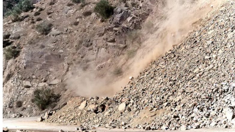 Wayanad Landslide: केरळमधील वायनाड येथे भूस्खलनात 6 ठार, अनेक अडकल्याची भिती
