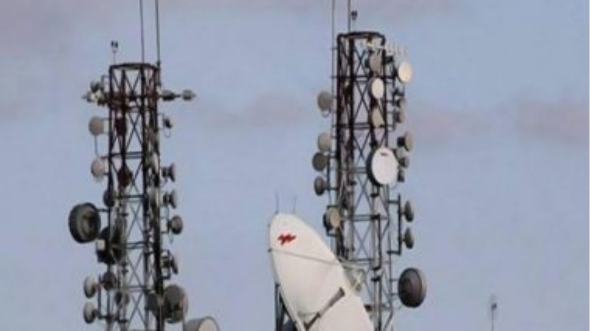 India Export Telecom Equipment: टेलिकॉम क्षेत्रात भारताचा डंका! स्वदेशी दूरसंचार उपकरणांची 100 हून अधिक देशांमध्ये निर्यात : दूरसंचार विभाग