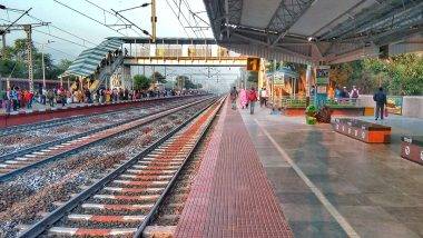 Resolution To Rename Mumbai Train Stations: मुंबई उपनगरीय रेल्वे स्थानकांची नावे बदलण्यासाठी केंद्र शासनाकडे केली जाणार शिफारस; सभागृहात ठराव संमत