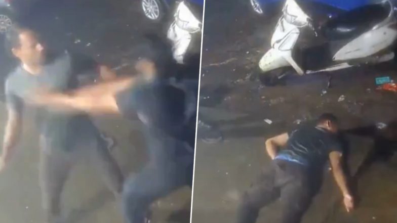 Viral Video: रायगड पालीमध्ये एका दुकानात माजी सैनिक आणि तरुणाची एकमेकांना बेभान मारहाण,बिर्याणीचा वजन का कमी या वरुन झाला होता वाद,व्हिडिओ व्हायरल